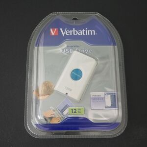 Verbatim White & Blue 12GB USB Flash Drive - Store'n'Go